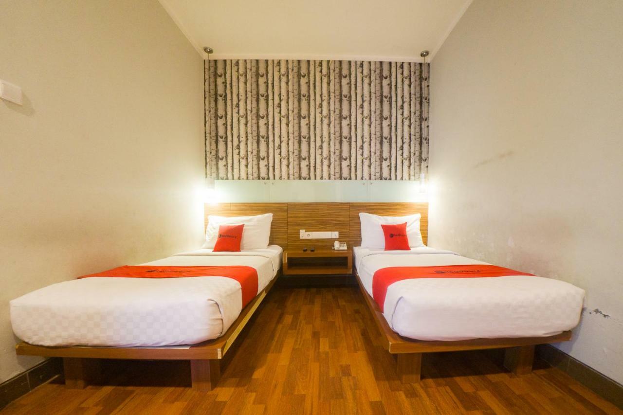 Reddoorz Plus @ Celaket Malang Luaran gambar